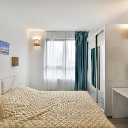 Boutique Golden Sands *