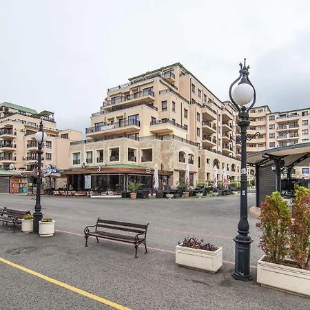 Boutique Golden Sands