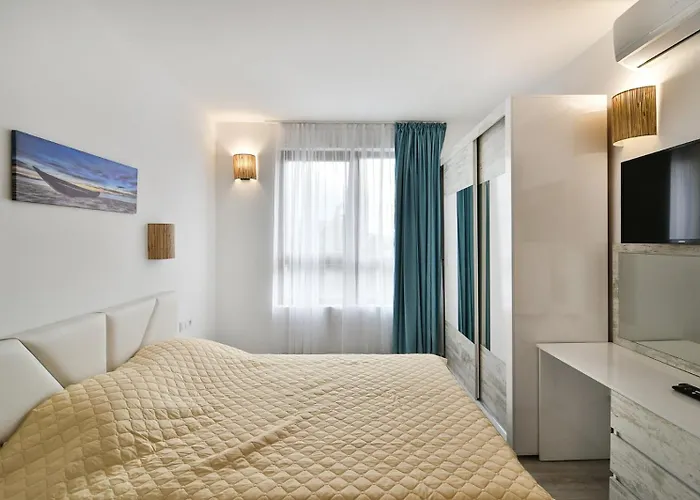 Boutique Golden Sands *